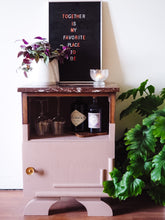 Afbeelding in Gallery-weergave laden, *ALINE* kast