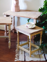 Afbeelding in Gallery-weergave laden, *HELENA* tafeltjes