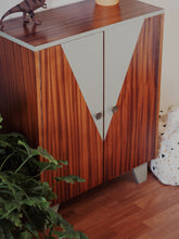 Afbeelding in Gallery-weergave laden, *CHARLIE* vintage kast