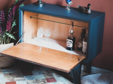 Afbeelding in Gallery-weergave laden, *RAYMOND* vintage barkast