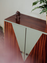 Afbeelding in Gallery-weergave laden, *CHARLIE* vintage kast