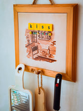 Afbeelding in Gallery-weergave laden, Kiss The Cook

